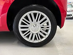 Used 2016 Volkswagen Up! Move Up! Red - Interior and Exterior details 9