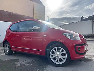 Used 2016 Volkswagen Up! Move Up! Red - Interior and Exterior details 3