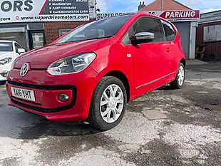 Used 2016 Volkswagen Up! Move Up! Red - Interior and Exterior details 8
