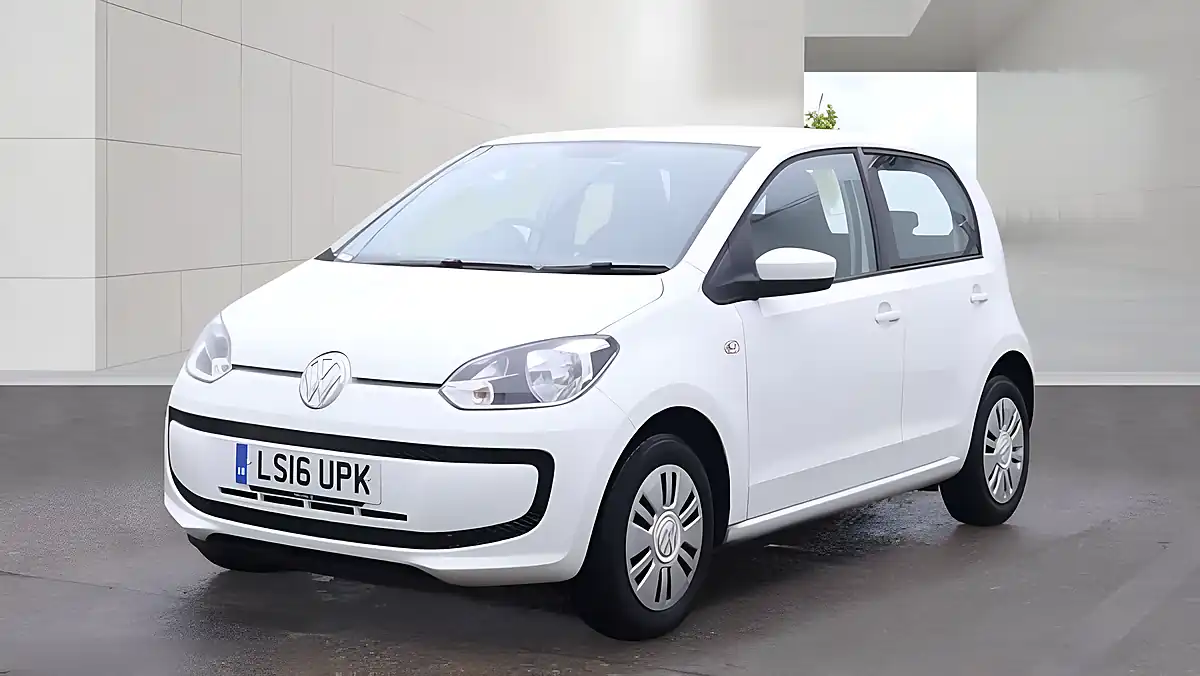 Used 2016 Volkswagen Up Move Up! White - Interior and Exterior details 2