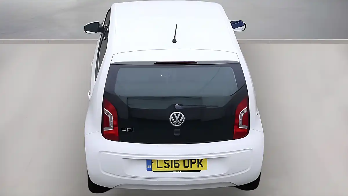 Used 2016 Volkswagen Up Move Up! White - Interior and Exterior details 8
