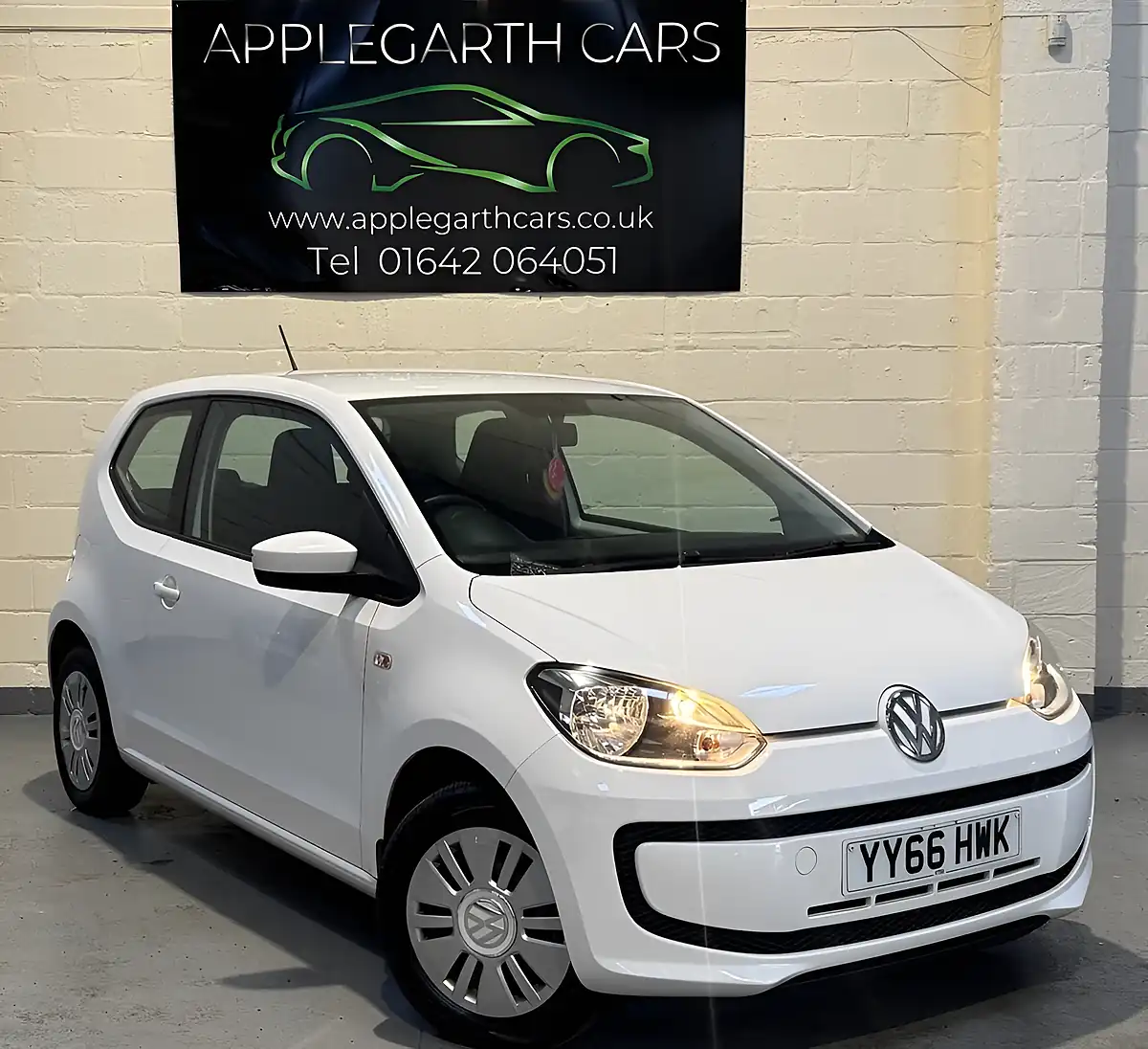 Used 2016 Volkswagen Up! Move Up! White - Interior and Exterior details 16