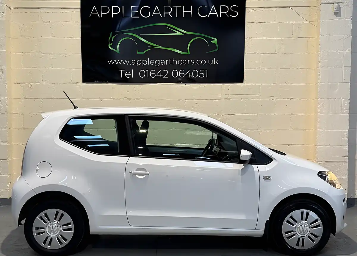 Used 2016 Volkswagen Up! Move Up! White - Interior and Exterior details 2