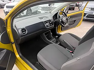 Used 2016 Volkswagen Up! Move Up Yellow - Interior and Exterior details 17