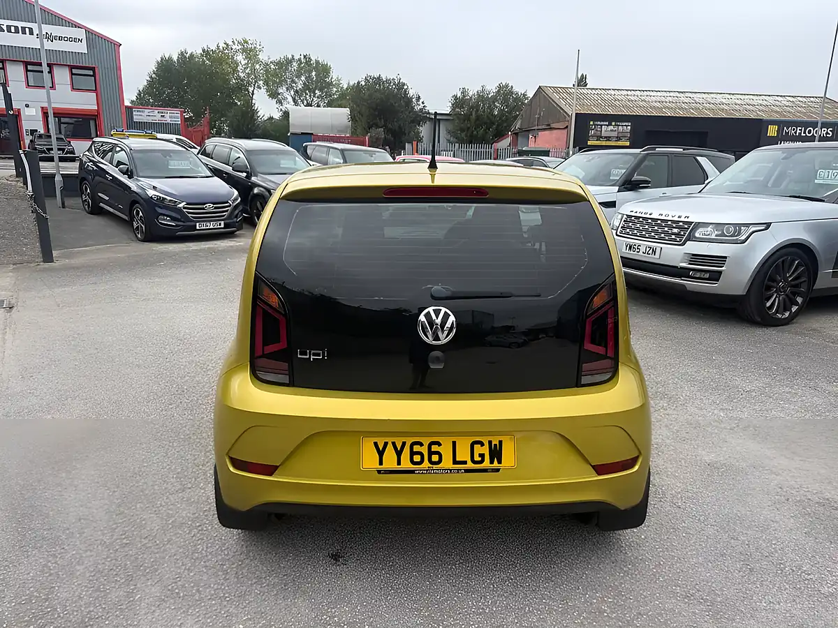 Used 2016 Volkswagen Up! Move Up Yellow - Interior and Exterior details 6