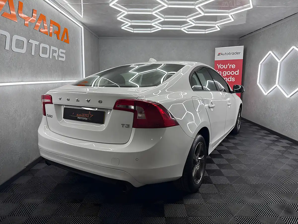Used 2016 Volvo S60 Business Edition White - Interior and Exterior details 11