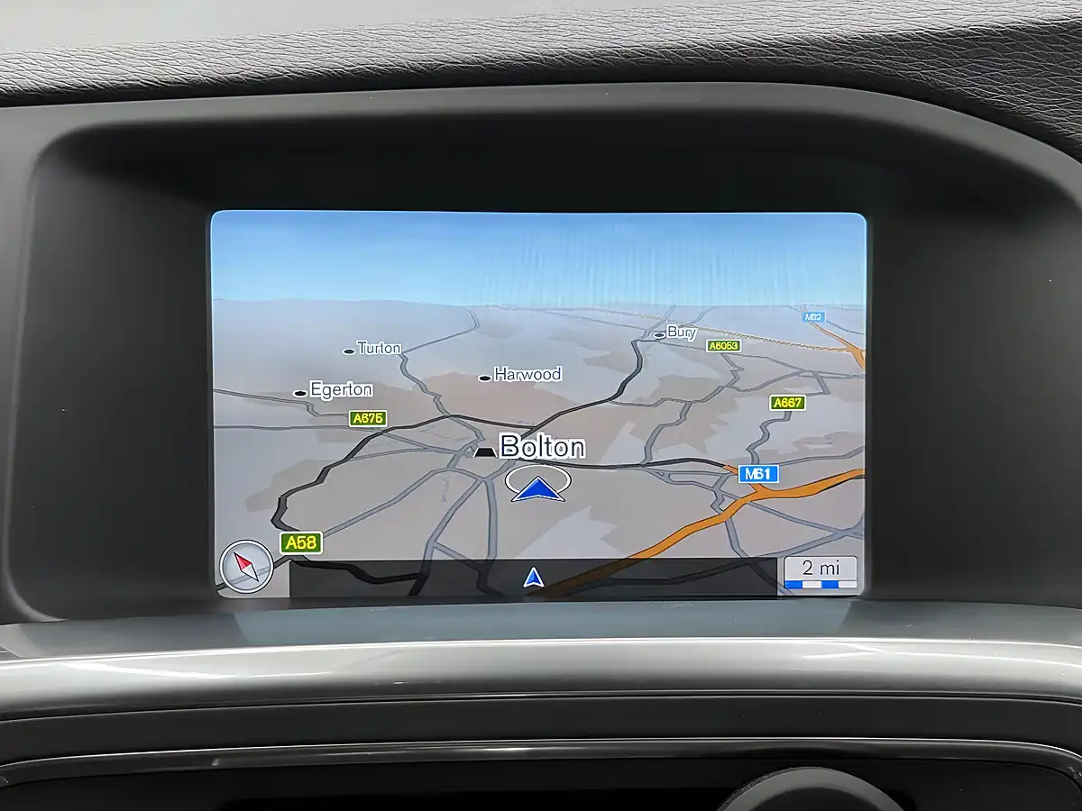 Used 2016 Volvo S60 Business Edition White - Interior and Exterior details 17