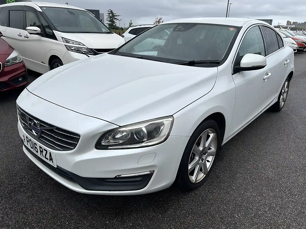 Used 2016 Volvo S60 Luxury White - Interior and Exterior details 3