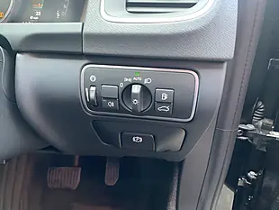 Used 2016 Volvo S60 Se Lux Nav Black - Interior and Exterior details 15