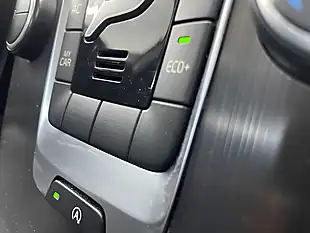 Used 2016 Volvo V40 Cross Country Lux Bronze - Interior and Exterior details 16