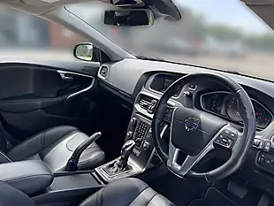 Used 2016 Volvo V40 Cross Country Lux Bronze - Interior and Exterior details 8