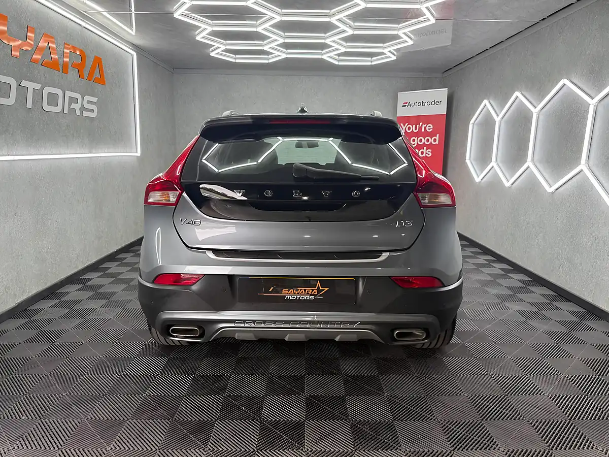 Used 2016 Volvo V40 Cross Country Pro Grey - Interior and Exterior details 13