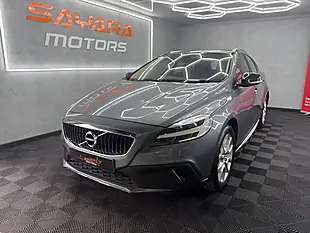 Used 2016 Volvo V40 Cross Country Pro Grey - Interior and Exterior details 4