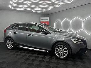 Used 2016 Volvo V40 Cross Country Pro Grey - Interior and Exterior details 9