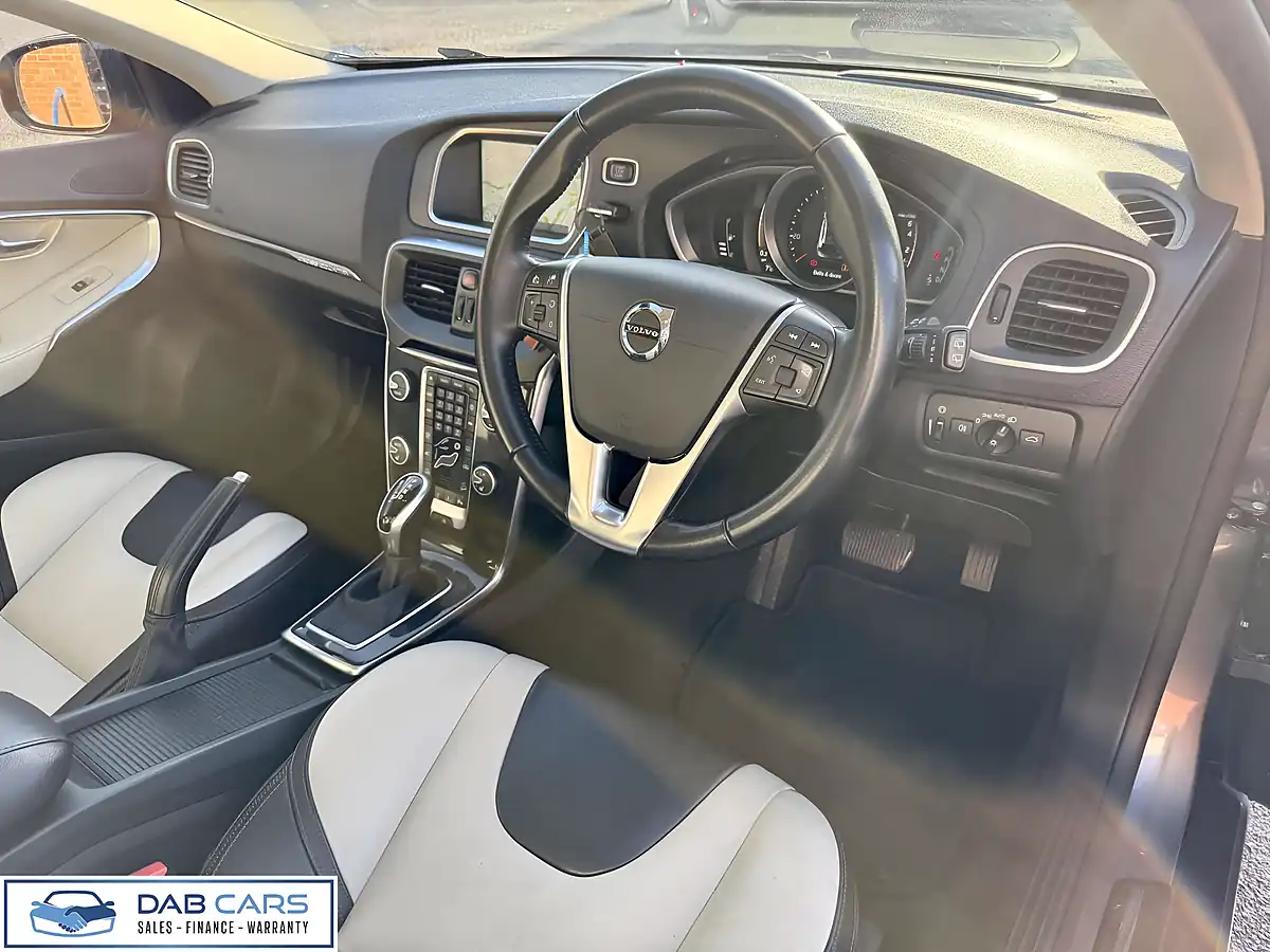 Used 2016 Volvo V40 Cross Country Pro Grey - Interior and Exterior details 3
