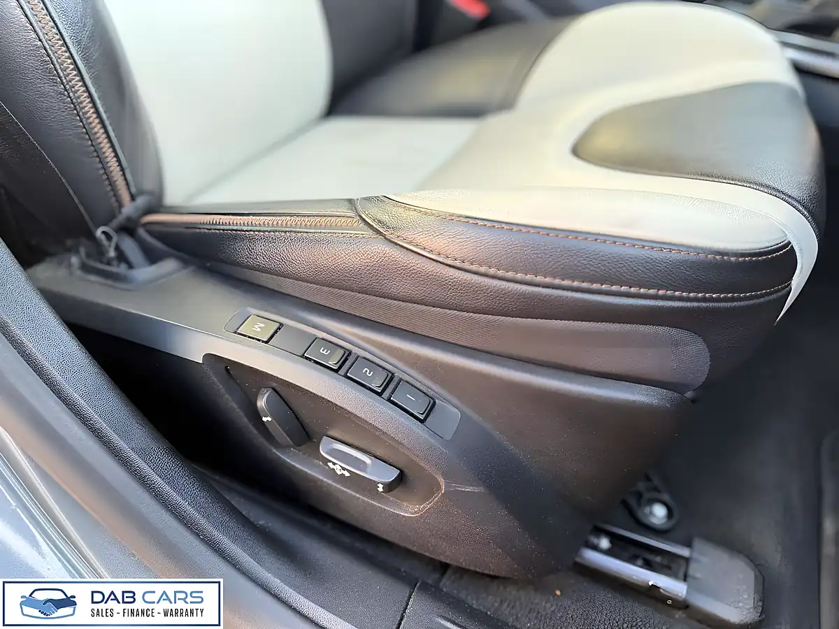 Used 2016 Volvo V40 Cross Country Pro Grey - Interior and Exterior details 5