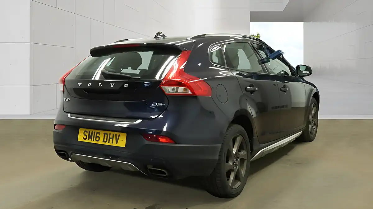 Used 2016 Volvo V40 Cross Country Se Blue - Interior and Exterior details 3