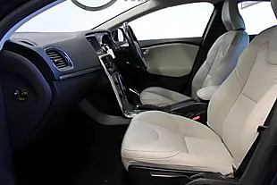 Used 2016 Volvo V40 Inscription Denim Blue - Interior and Exterior details 14