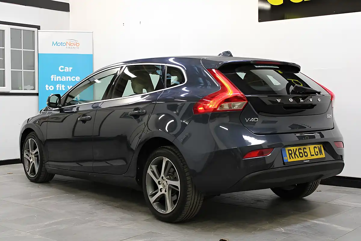 Used 2016 Volvo V40 Inscription Denim Blue - Interior and Exterior details 3