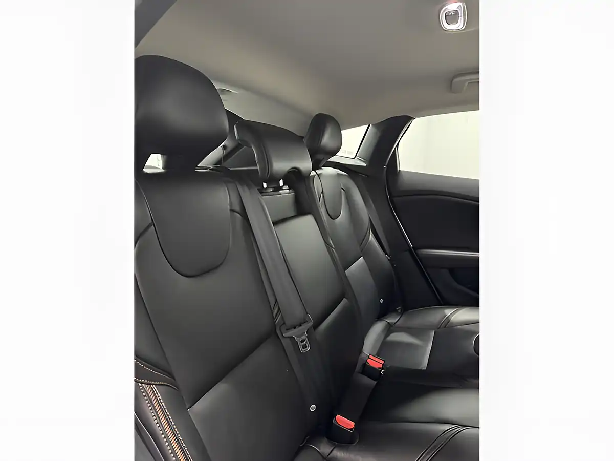 Used 2016 Volvo V40 Lux Bright Silver - Interior and Exterior details 12
