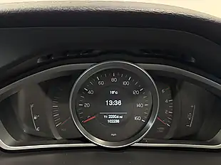 Used 2016 Volvo V40 Lux Bright Silver - Interior and Exterior details 14