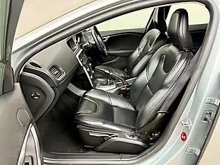 Used 2016 Volvo V40 Momentum Silver - Interior and Exterior details 15