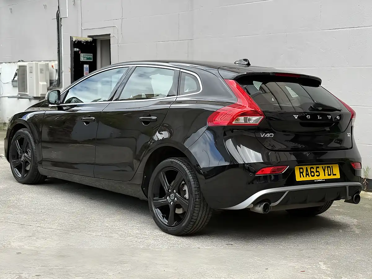 Used 2016 Volvo V40 R-Design Black - Interior and Exterior details 3
