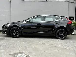Used 2016 Volvo V40 R-Design Black - Interior and Exterior details 6