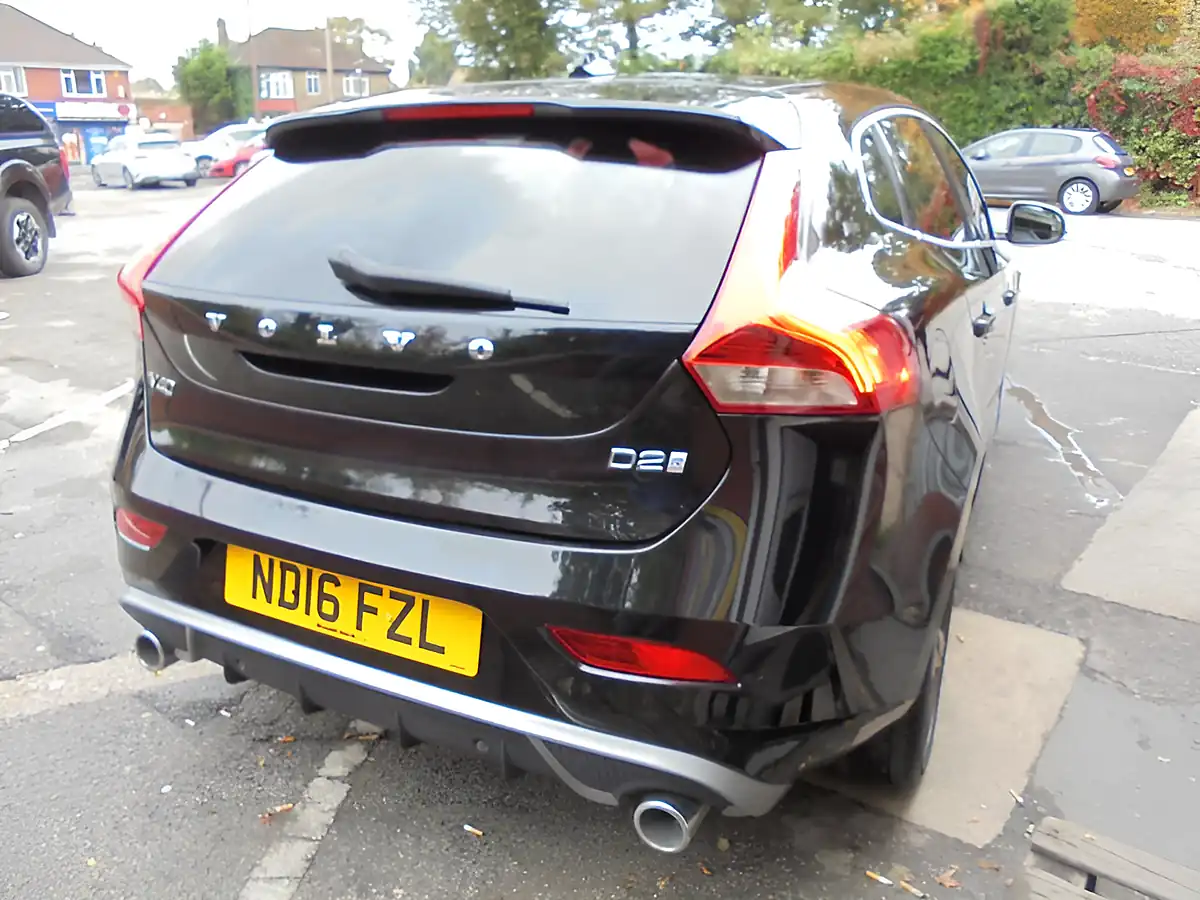 Used 2016 Volvo V40 R-Design Black - Interior and Exterior details 7