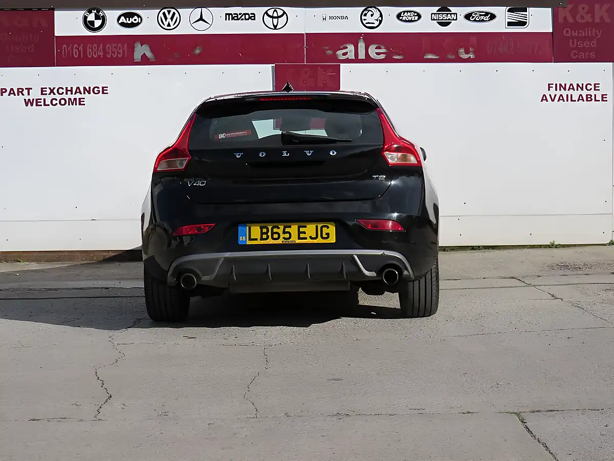 Used 2016 Volvo V40 R-Design Black - Interior and Exterior details 4