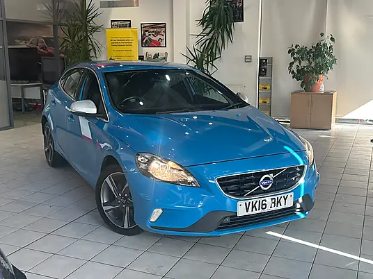 2016 Volvo V40 R-Design D2