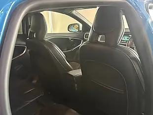 Used 2016 Volvo V40 R-Design Blue - Interior and Exterior details 14
