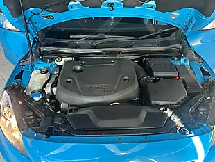 Used 2016 Volvo V40 R-Design Blue - Interior and Exterior details 20