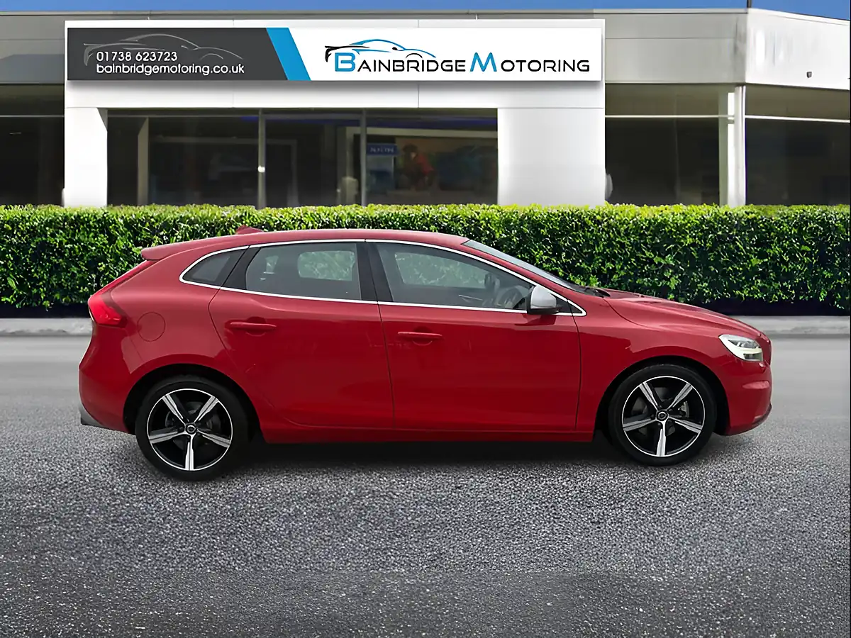 Used 2016 Volvo V40 R-Design Nav+ Passion Red - Interior and Exterior details 2