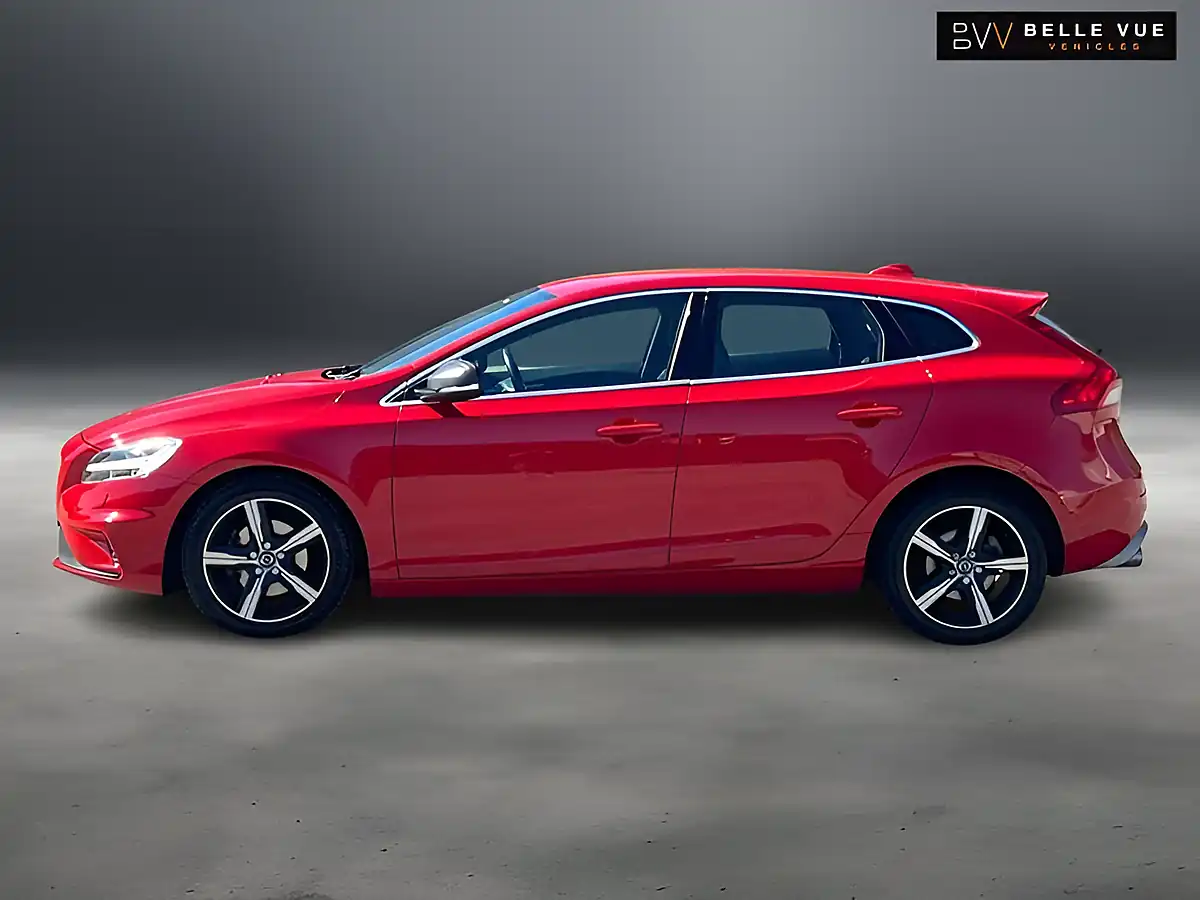Used 2016 Volvo V40 R-Design Nav+ Passion Red - Interior and Exterior details 3