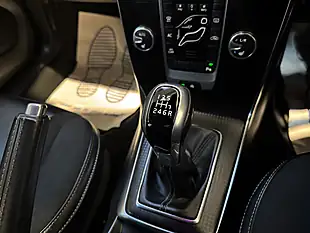 Used 2016 Volvo V40 R-Design Nav Plus Osmium Grey - Interior and Exterior details 17