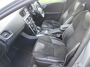 Used 2016 Volvo V40 R Design Nav Silver - Interior and Exterior details 10