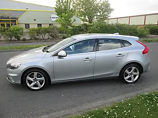 Used 2016 Volvo V40 R Design Nav Silver - Interior and Exterior details 2