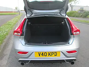 Used 2016 Volvo V40 R Design Nav Silver - Interior and Exterior details 9