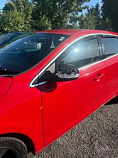 Used 2016 Volvo V40 R-Design Passion Red - Interior and Exterior details 20