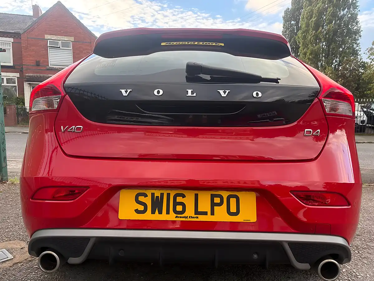 Used 2016 Volvo V40 R-Design Passion Red - Interior and Exterior details 9