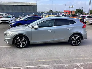 Used 2016 Volvo V40 R-Design Pro Electric Silver - Interior and Exterior details 9
