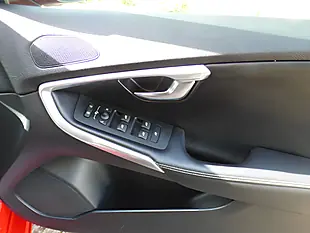 Used 2016 Volvo V40 R-Design Pro Red - Interior and Exterior details 14