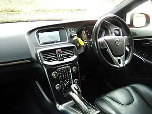 Used 2016 Volvo V40 R-Design Pro Red - Interior and Exterior details 3