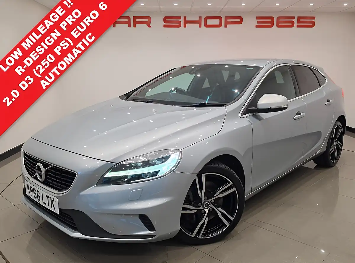 Used 2016 Volvo V40 R-Design Pro Silver - Front View