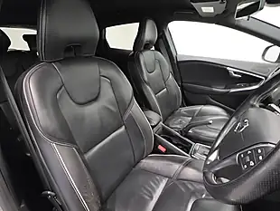 Used 2016 Volvo V40 R-Design Pro Silver - Interior and Exterior details 17