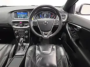 Used 2016 Volvo V40 R-Design Pro Silver - Interior and Exterior details 20