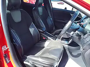 Used 2016 Volvo V40 R-Design Red - Interior and Exterior details 13
