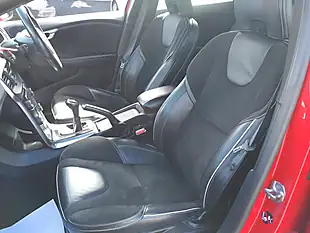 Used 2016 Volvo V40 R-Design Red - Interior and Exterior details 19
