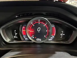 Used 2016 Volvo V40 R-Design Red - Interior and Exterior details 10